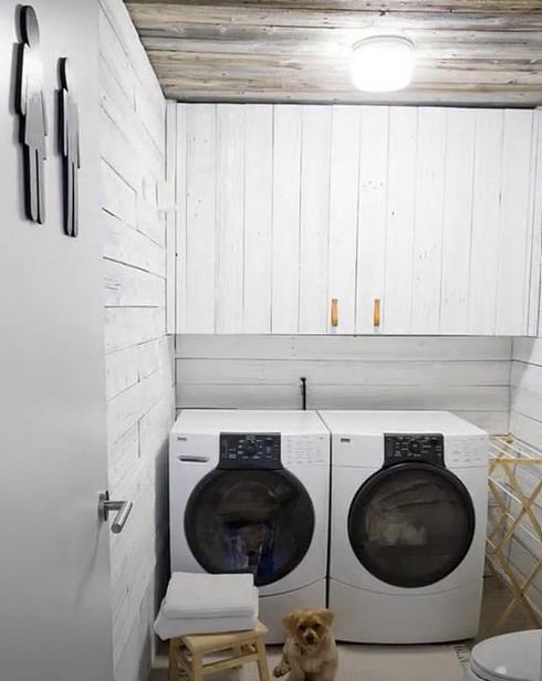 Choosing the Right Bulbs for Your Laundry Room